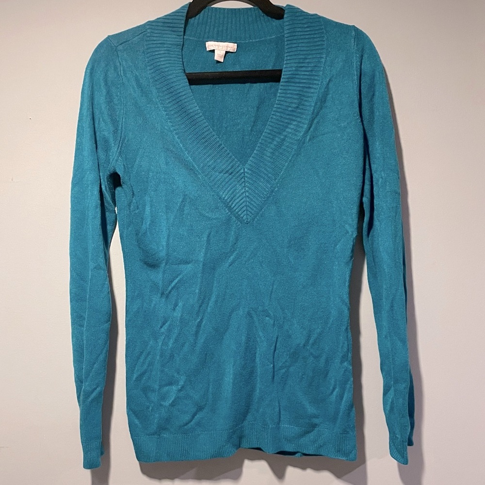 Blue comfy sweater perfect for work or fun!